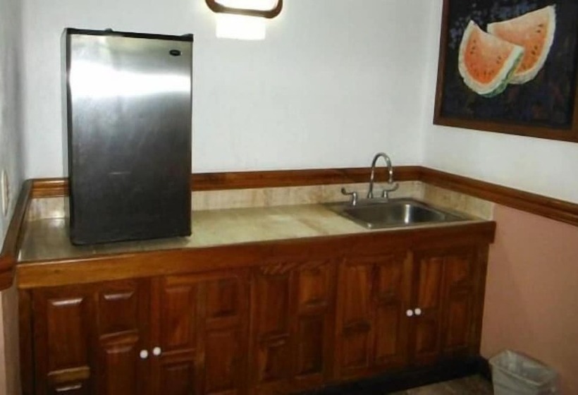 فندق Canadian Resort Huatulco