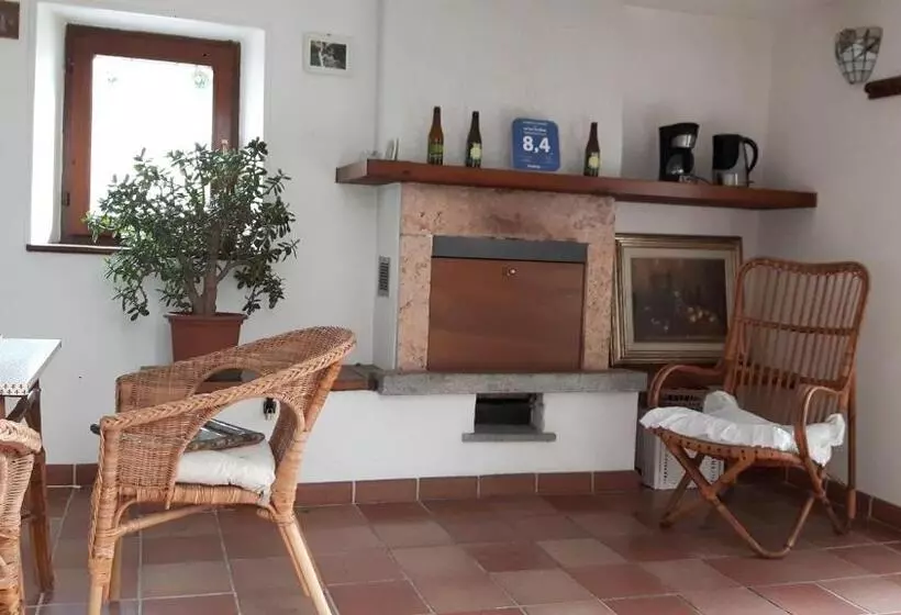 酒店 La Turr De Mezz