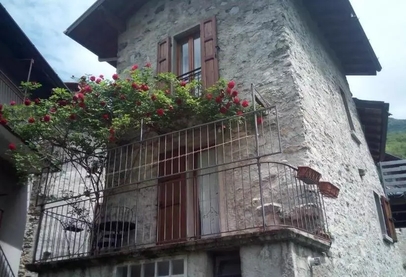 酒店 La Turr De Mezz