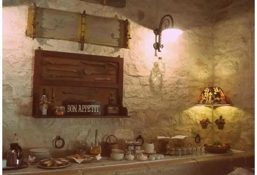 هتل Masseria Cianciò