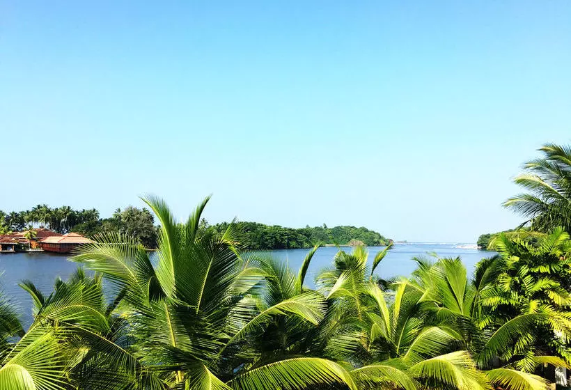 Hotel Riverside Araliya