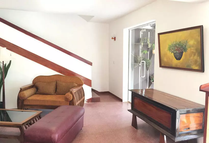 Hotel Riverside Araliya