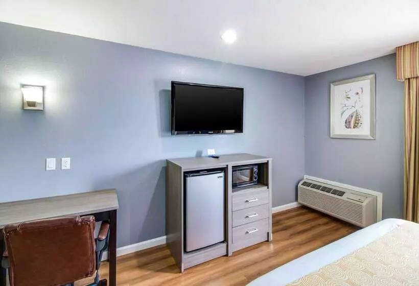 Отель Rodeway Inn & Suites Port Arthur Groves