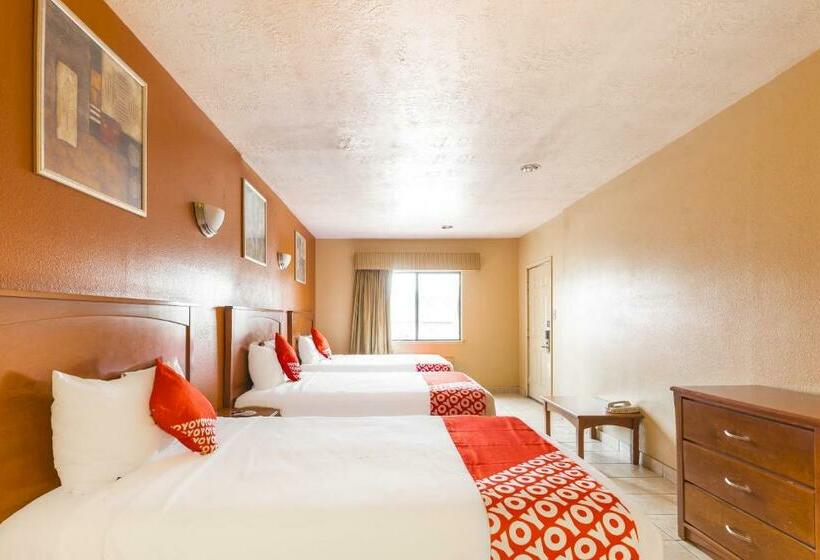 Мотель American Inn & Suites