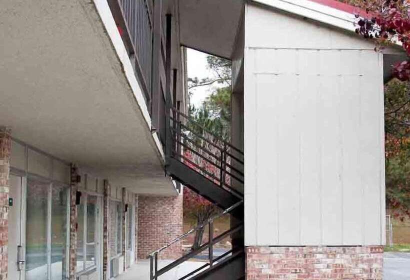 汽车旅馆 Cocomo Inn And Suites