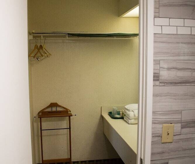 汽车旅馆 Cocomo Inn And Suites