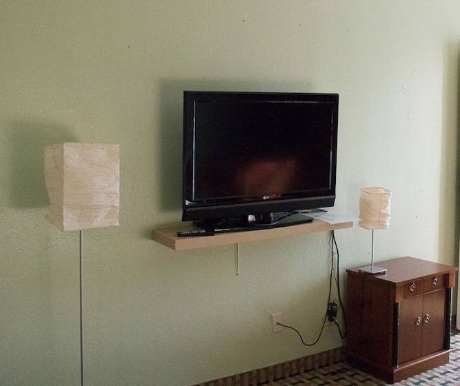 汽车旅馆 Cocomo Inn And Suites