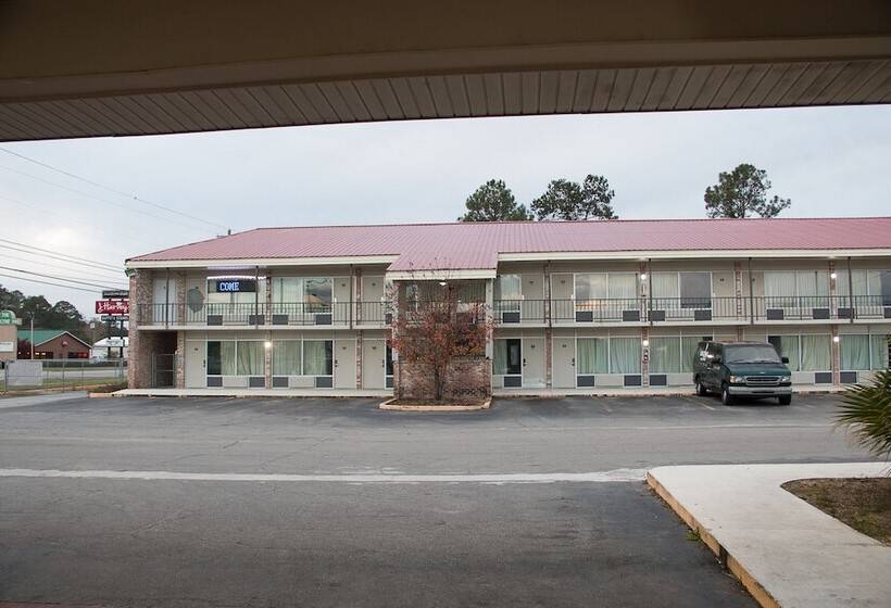 汽车旅馆 Cocomo Inn And Suites