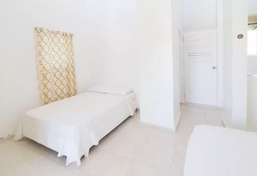 Northway S Hotel Monte Cristo