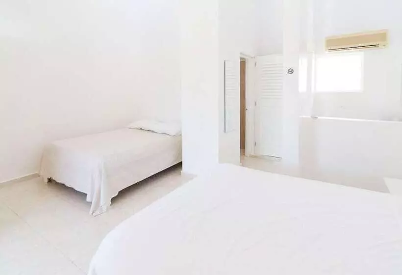 Northway S Hotel Monte Cristo