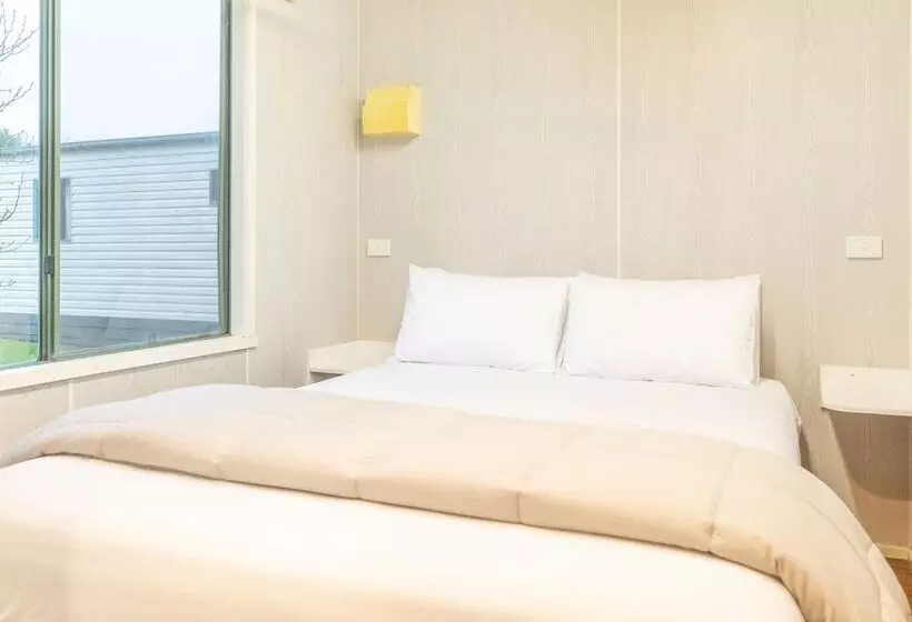 Nrma Warrnambool Riverside Holiday Park