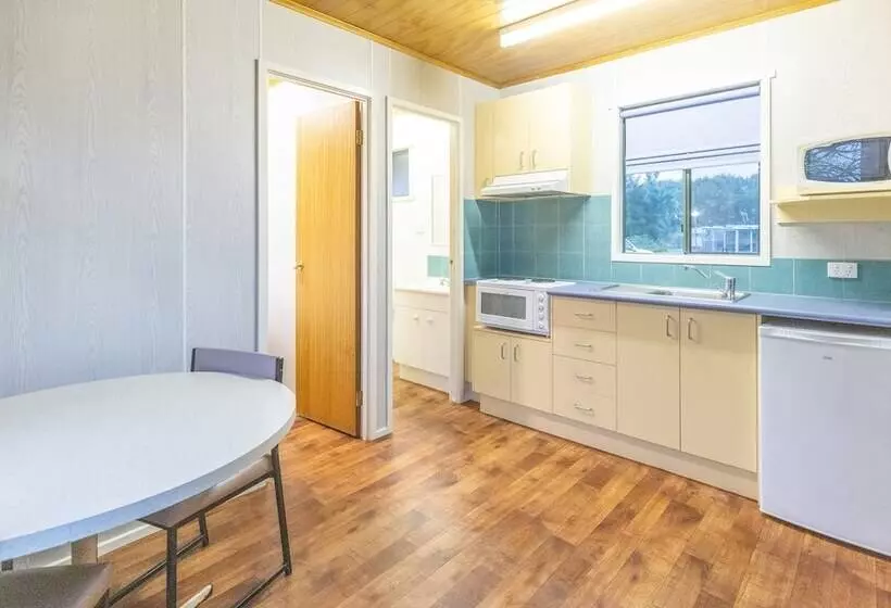 Nrma Warrnambool Riverside Holiday Park