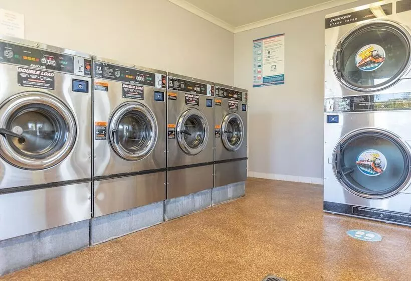 Nrma Warrnambool Riverside Holiday Park