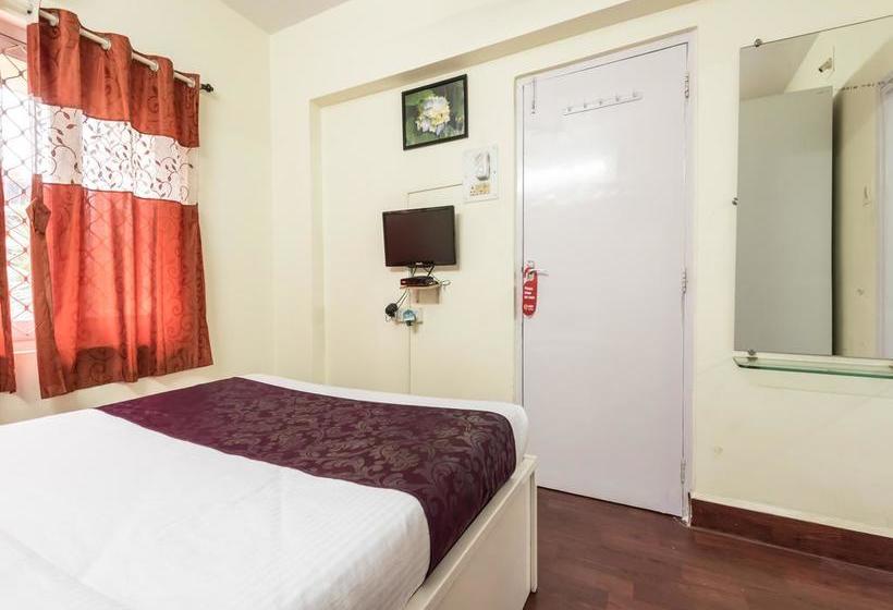 Oyo Apartments Malad Raheja Complex Road