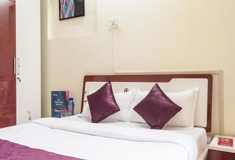 Oyo Apartments Malad Raheja Complex Road