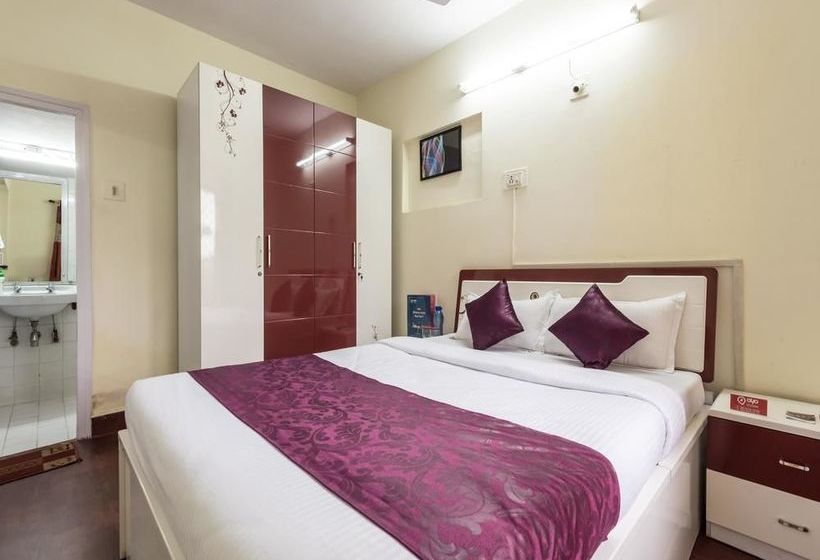 Oyo Apartments Malad Raheja Complex Road