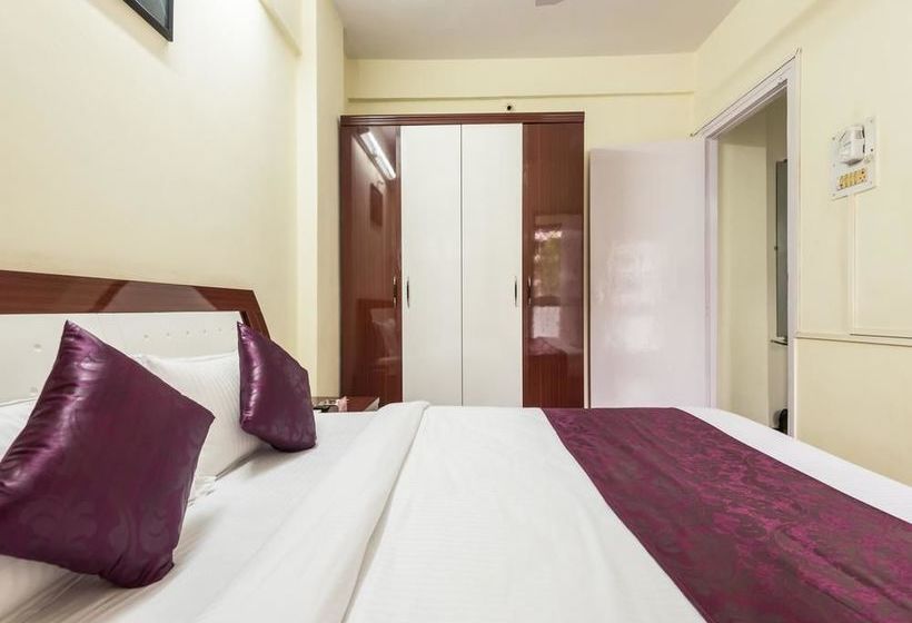 Oyo Apartments Malad Raheja Complex Road