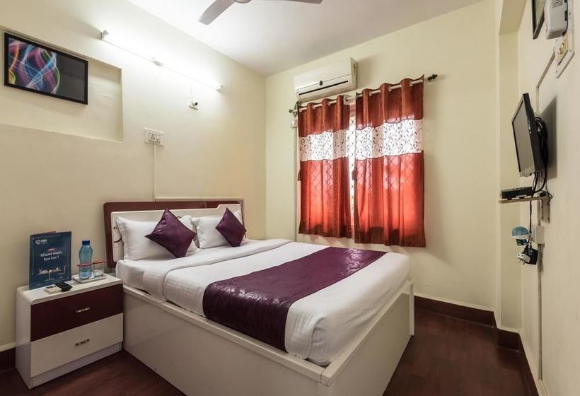 Oyo Apartments Malad Raheja Complex Road