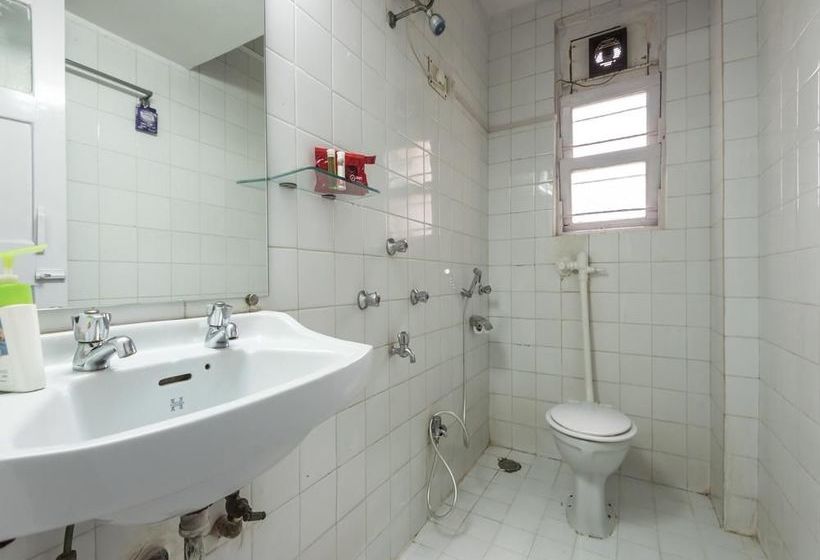 Oyo Apartments Malad Raheja Complex Road