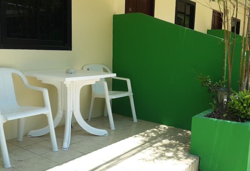 פנסיון Lucky Home Resort