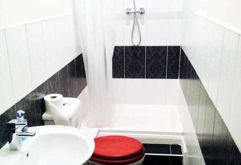 ペンション Stifford Clays Farm