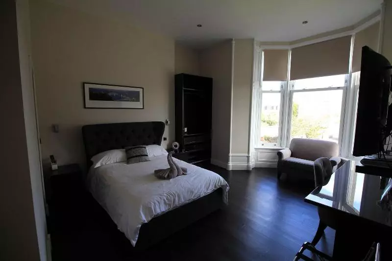 膳宿费 Western Guest House