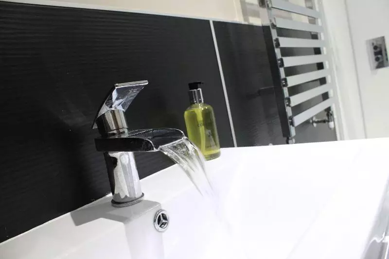 膳宿费 Western Guest House