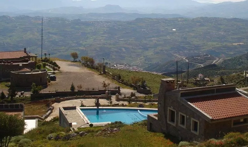 Aetovigla Houses