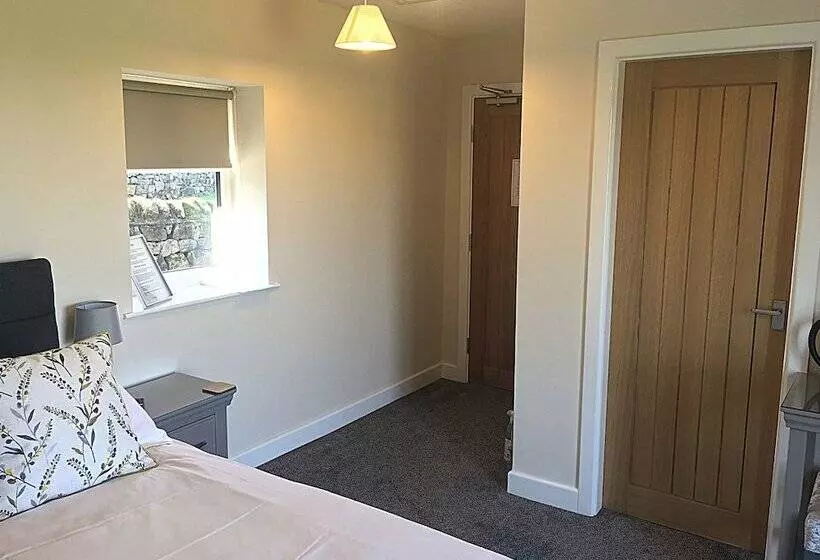 Chevin End Guest House