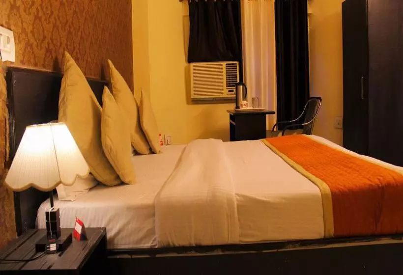 簡易ホテル Oyo Rooms Sc Road Amber Tower 2