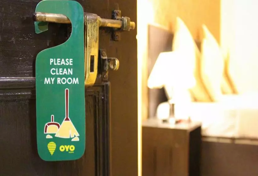 簡易ホテル Oyo Rooms Sc Road Amber Tower 2