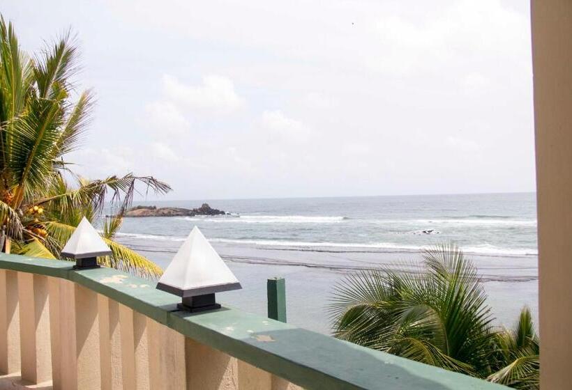 ホテル Coconut Bar Sea Lodge