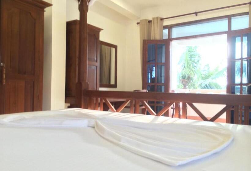 ホテル Coconut Bar Sea Lodge