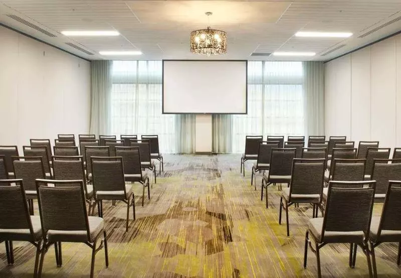 Hotel Courtyard By Marriott Seattle Everett Downtown