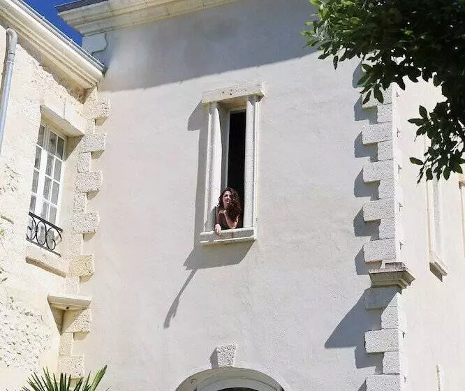 Hotelli Domaine De Larchey