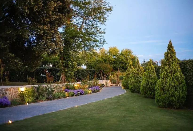 Hotelli Domaine De Larchey