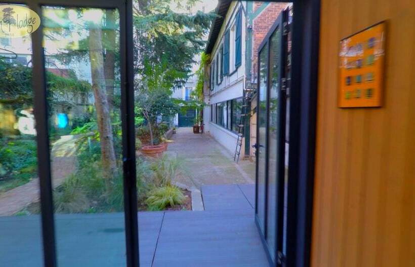 ホテル Eden Lodge Paris