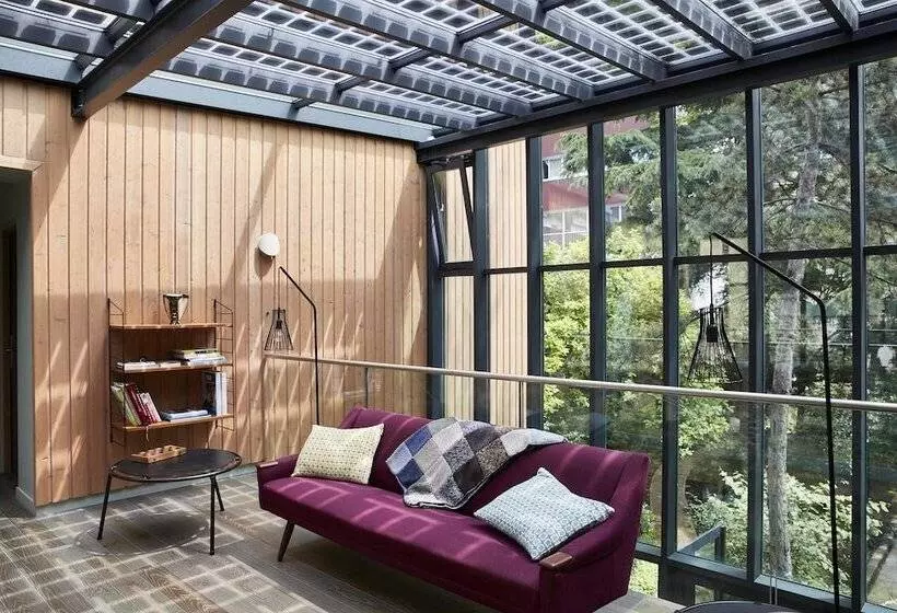 هتل Eden Lodge Paris