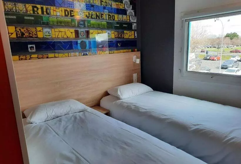 Hotel Kyriad Direct Caen Nord Memorial