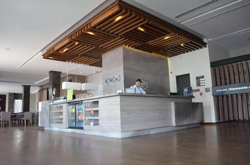 בית מלון כפרי Hampton Inn By Hilton Durango