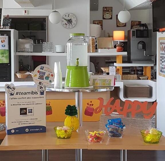 ホテル Ibis Budget Santeny