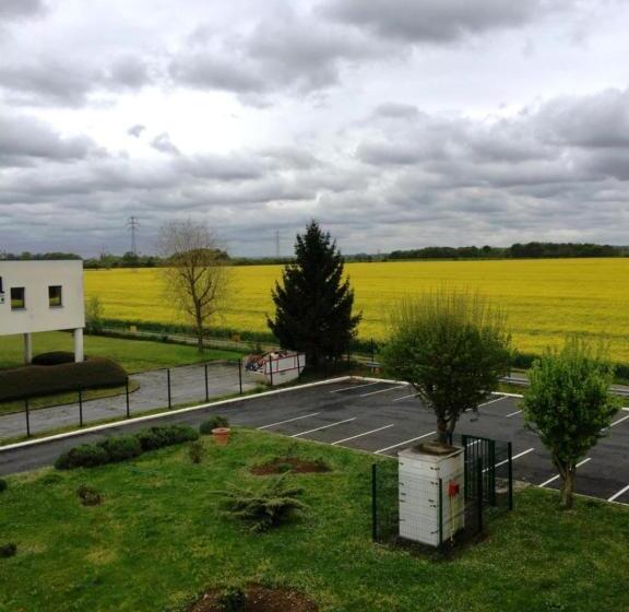 ホテル Ibis Budget Santeny