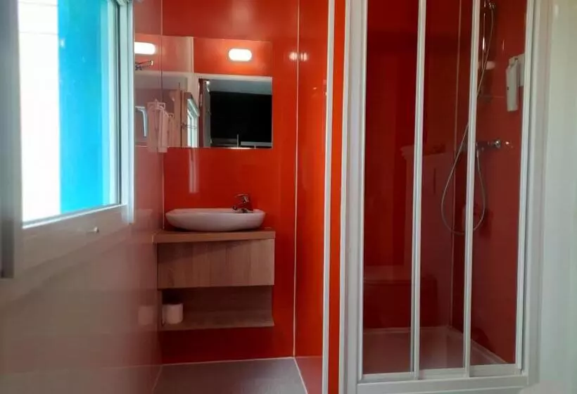 Hotel Kyriad Direct Caen Nord Memorial