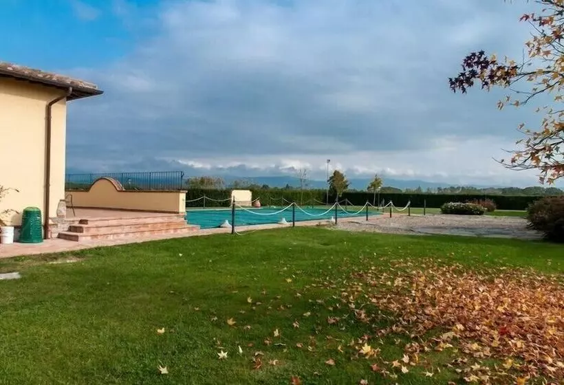 Hotel Principe Del Trasimeno