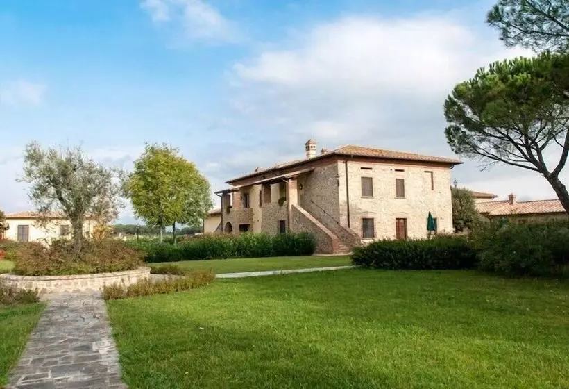 Hotel Principe Del Trasimeno