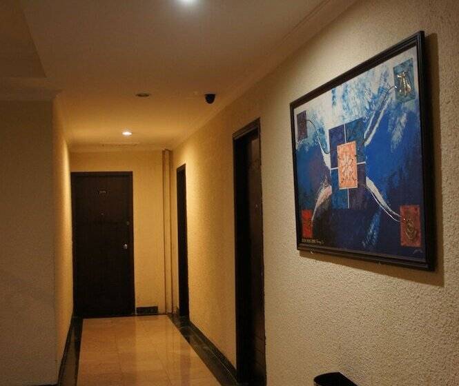 Sky View Hotel Managed By Os