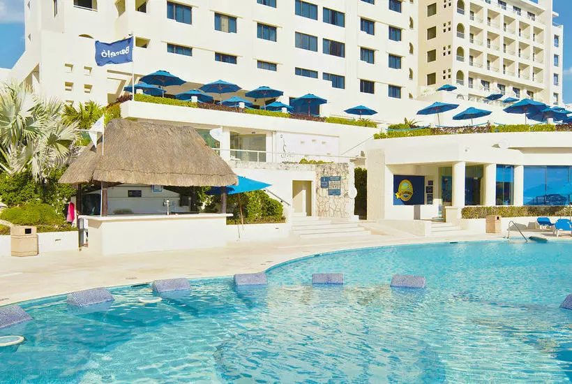 호텔 The Sunshine Club At Tucancun Beach