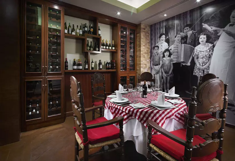 호텔 The Sunshine Club At Tucancun Beach