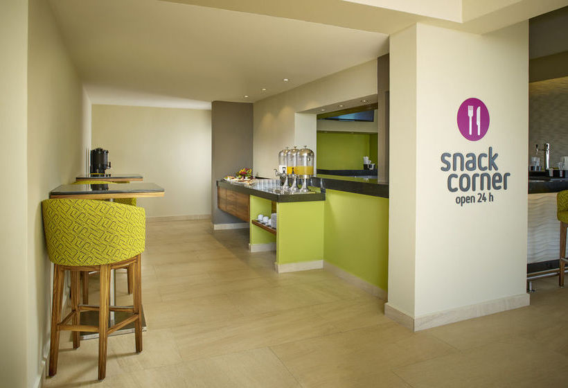 فندق The Sunshine Club At Tucancun Beach