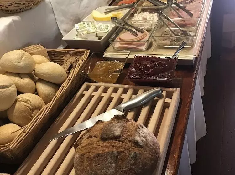 酒店 Furulidens B & B